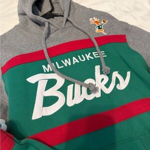 Mitchell & Ness Milwaukee Bucks Green, Gray & Red Zip-Up Sweater